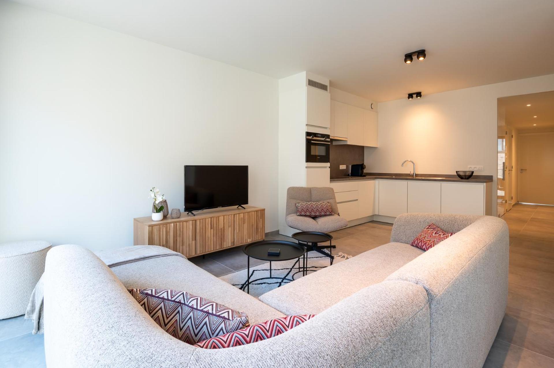 Wonderful New By The Apartamento Ostend