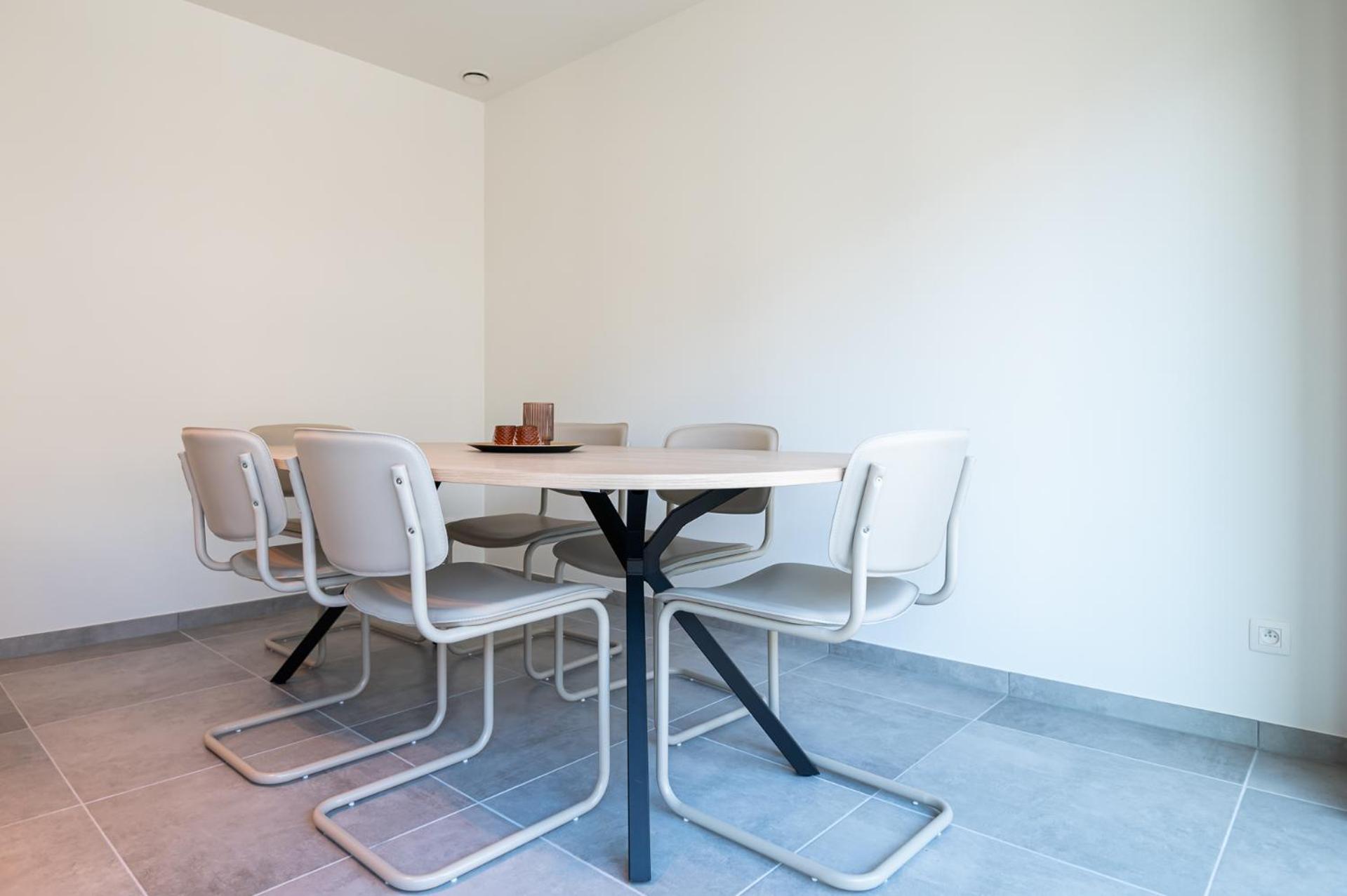 Apartamento Wonderful New By The